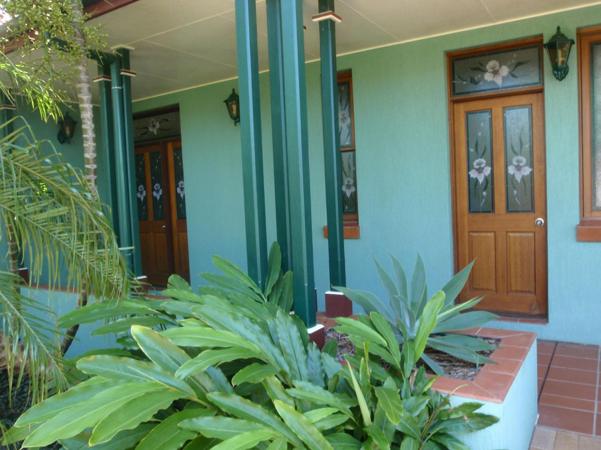 Puffers Inn Loganholme Exterior photo