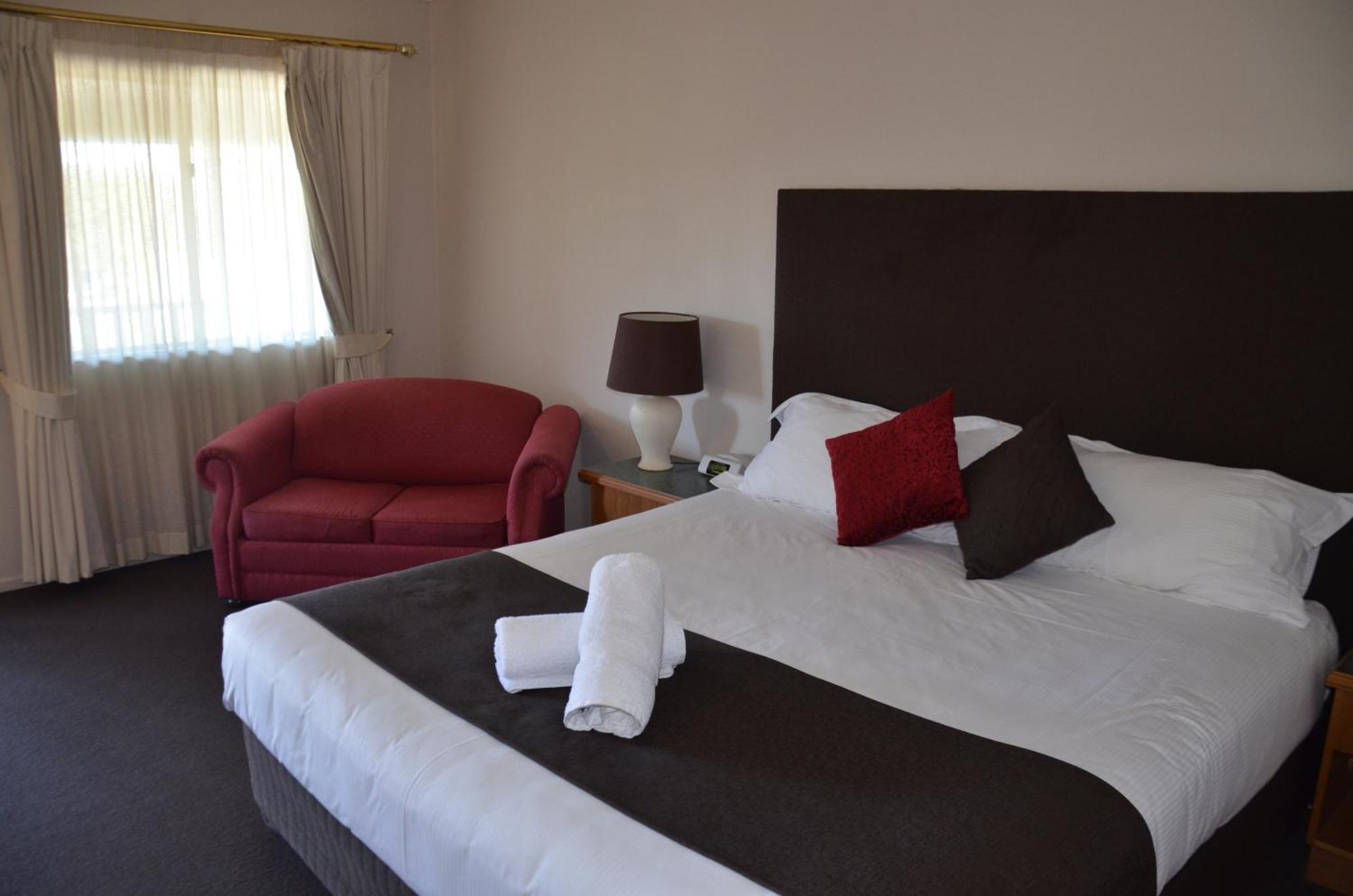 Puffers Inn Loganholme Room photo